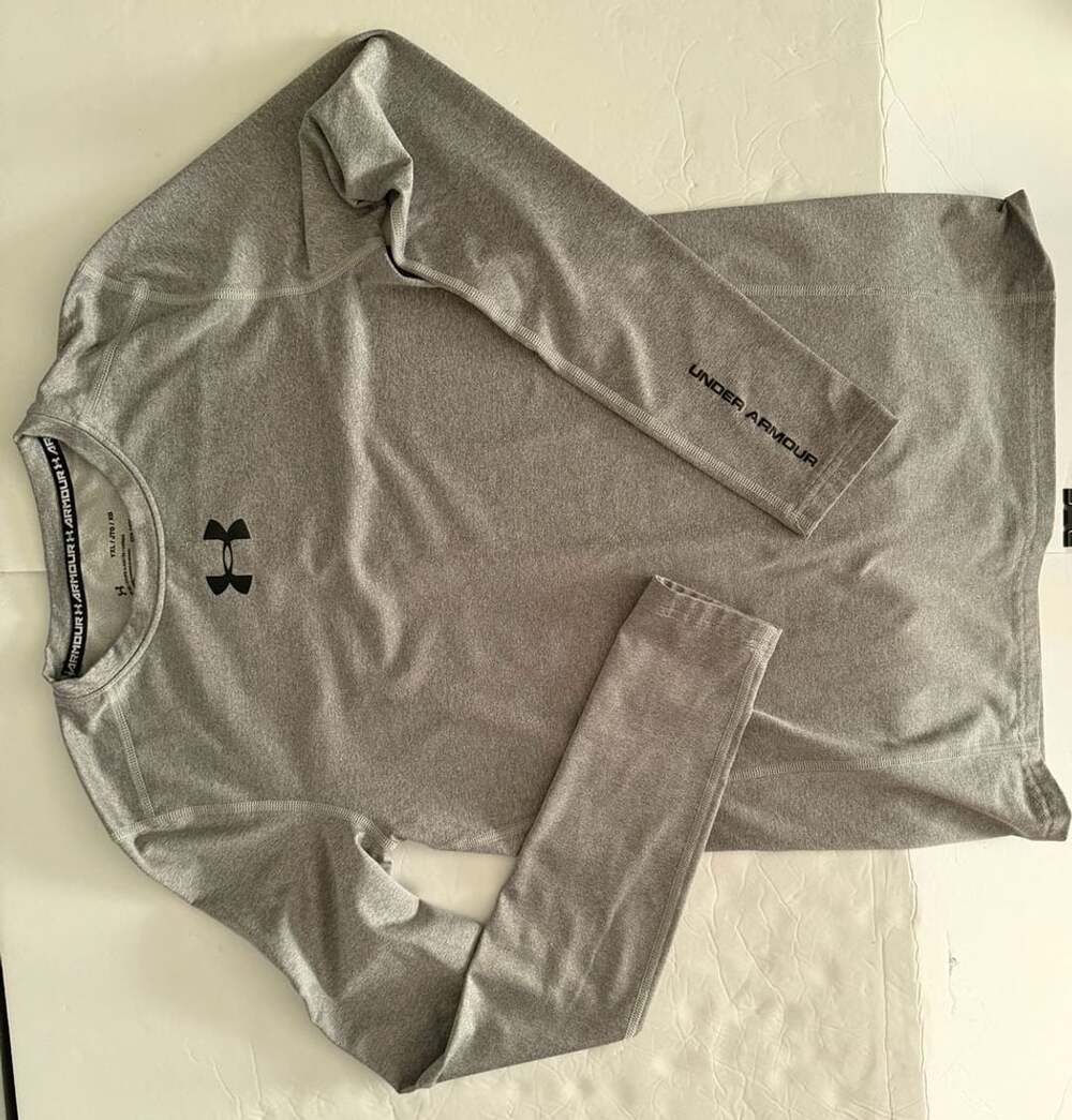 Under Armour ColdGear Fitted Crew Long Sleeve Shirt Gray Youth YXL